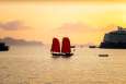 /renaissance-jonques-voiles-halong