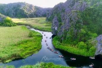 Promenade en barque &agrave; Ninh Binh :  Guide complet 2024