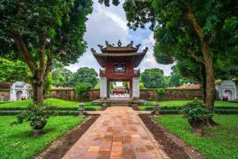 Découvrez le Temple de la Littérature de Hanoï : Un trésor culturel millénaire