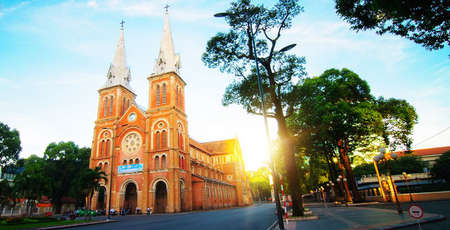 La cathédrale Notre-Dame de Saïgon, histoire d’une petite pagode