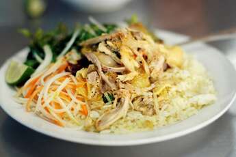 Com ga Hoi An, riz au poulet: une nouvelle indication géotouristique