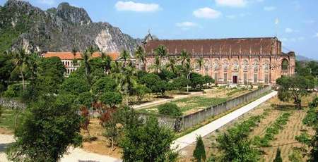 Le monastère de Chau Son, havre de tranquillité à Ninh Binh