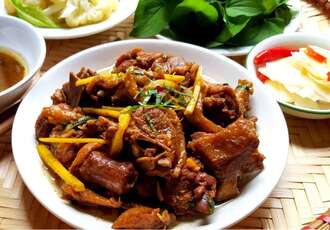 Recette du canard mijoté au gingembre à la vietnamienne (Vịt kho gừng)