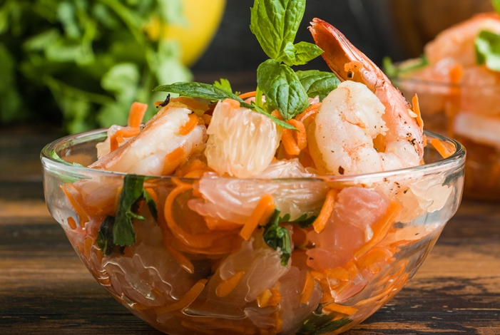 Recette de salade de pamplemousse aux crevettes et au porc (gỏi bưởi tôm thịt)
