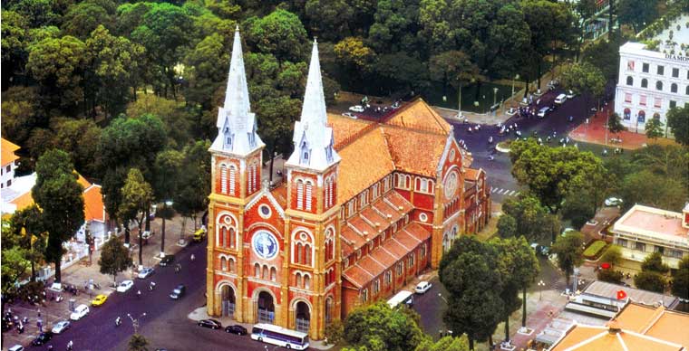 Restauration de la cathédrale Notre-Dame de Ho Chi Minh-ville