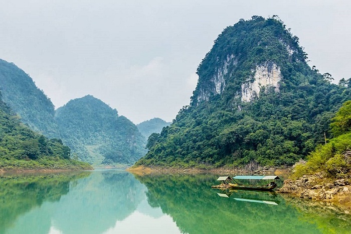 Thang Hen, le lac dans les montagnes de Cao Bang 