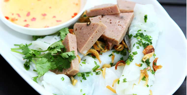 Les "banh cuon" ou raviolis vietnamiens parmi nos meilleurs délices  