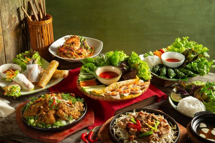 Que manger &agrave; Saigon en 2026 ? Les sp&eacute;cialit&eacute;s locales &agrave; ne pas manquer