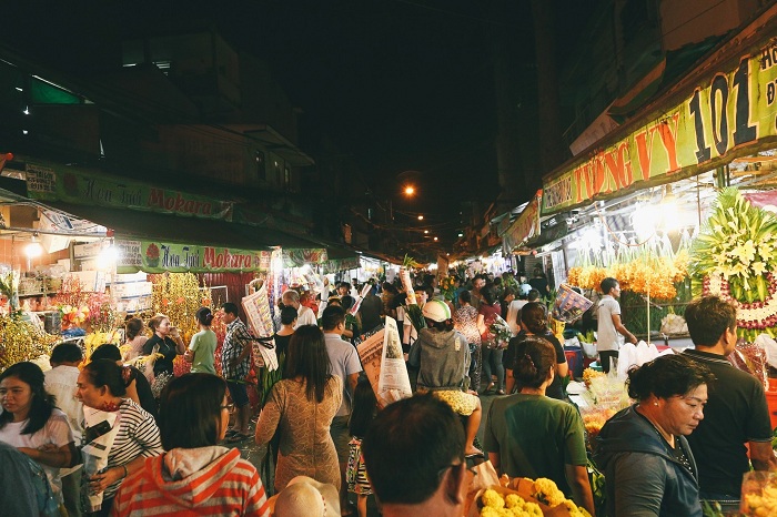Top 8 marchés nocturnes à Ho Chi Minh-ville pour une virée shopping en soirée