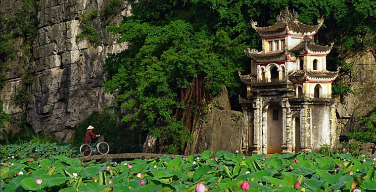 Bich Dong, pagode de Jade ou merveille en montagne de Ninh Binh