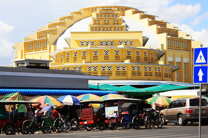 Que voir au marché central Phsar Thmey à Phnom Penh?