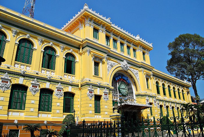 Top 10 œuvres architecturales francaises à Ho Chi Minh Ville-la poste de Saigon