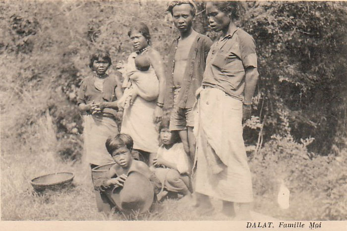 Dalat Vietnam famille Mois