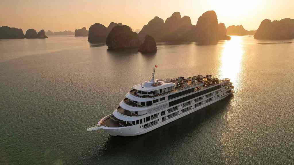 Ambassador day cruise - Comment choisir sa croisière dans la baie d'Halong