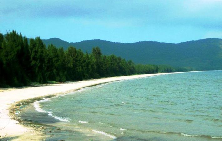 baie halong plage ngoc vung, plus belles plages de la baie d'halong, baie d'halong du vietnam, séjour balnéaire baie d'halong, séjour balnéaire vietnam, plages du vietnam, baie d'halong, plage nord vietnam