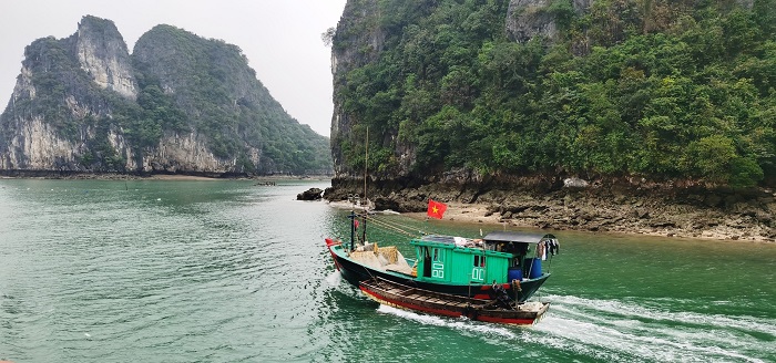 baie Bai Tu Long bateau