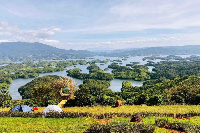 beaux lacs Vietnam ta dung
