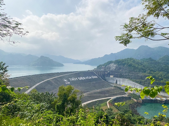 Choses faire lac Hoa Binh centrale