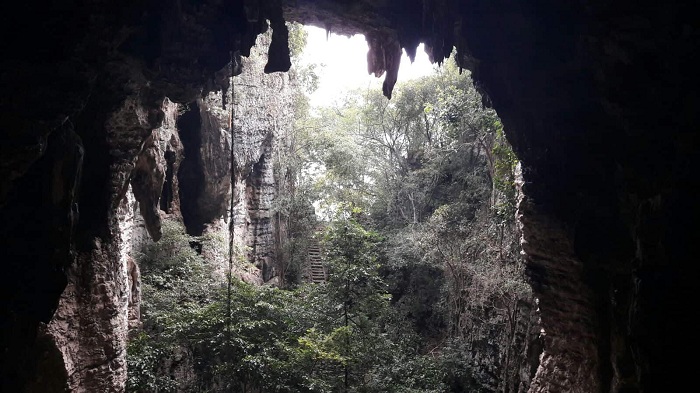 chose faire voir Battambang grotte