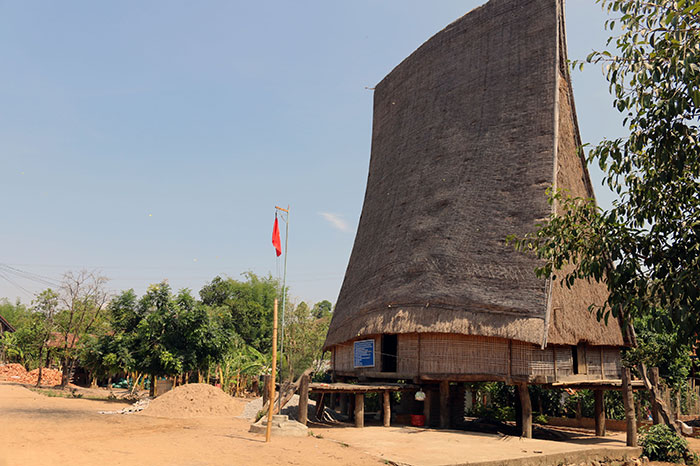 Culture Vietnam maison ethnie Jarai