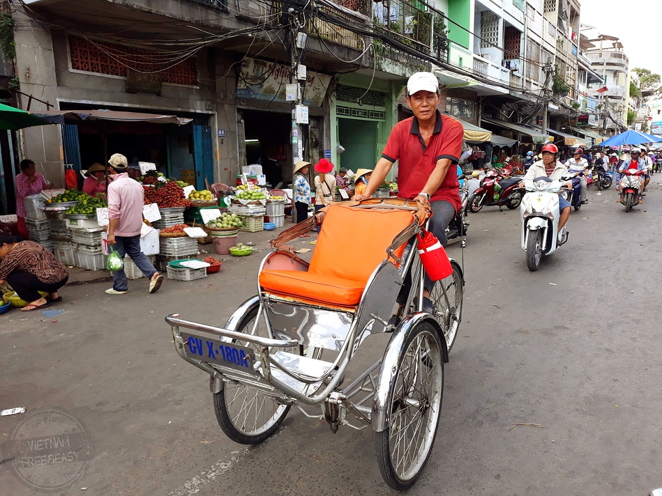 Au fil du temps, le cyclo-pousse s’est ancré dans le paysage et le folklore de Hô Chi Minh-Ville.