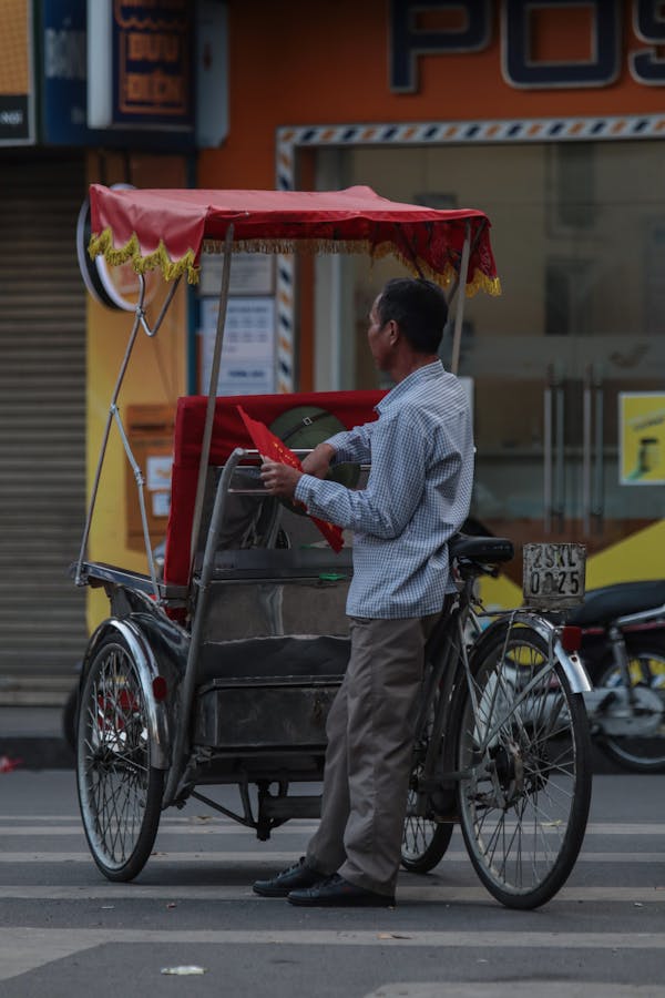 Arpenter Hô Chi Minh-Ville en cyclo-pousse est une aventure hors du commun