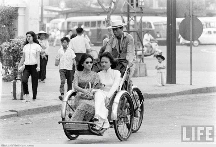 cyclo Vietnam saigon
