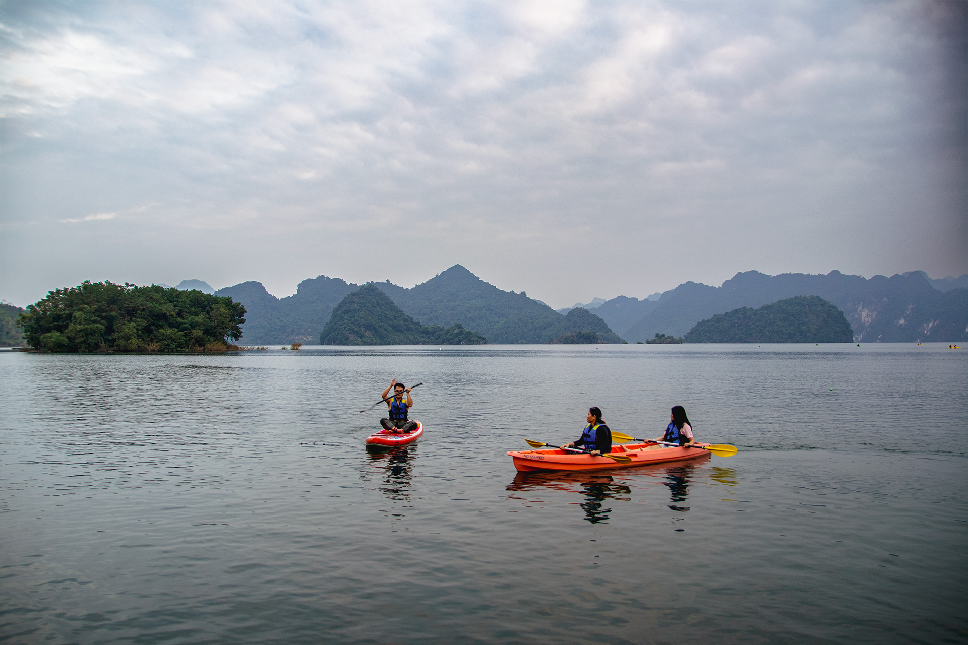 Kayak Hoa Binh