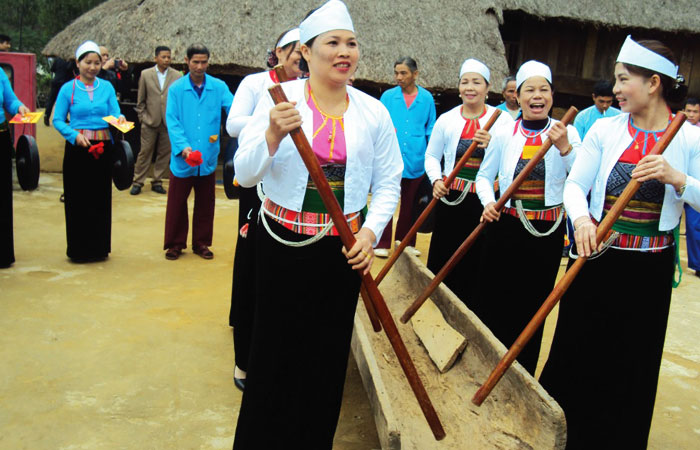 ethnie muong habit traditionnel 