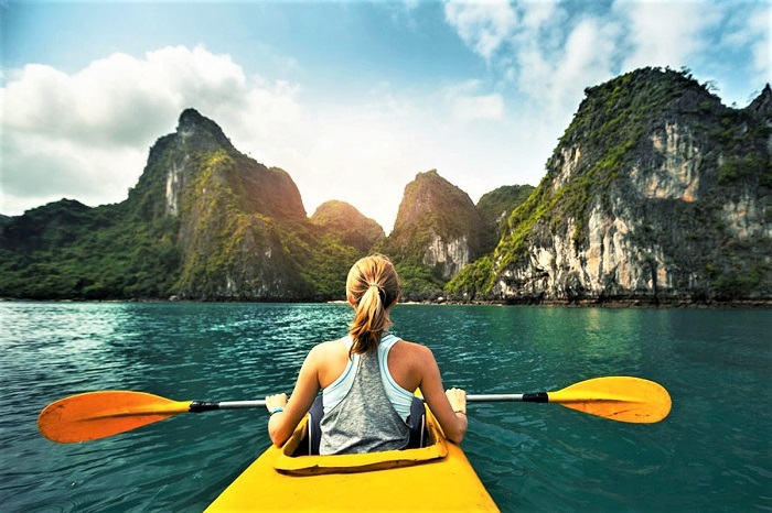 experience incroyable Vietnam kayak halong