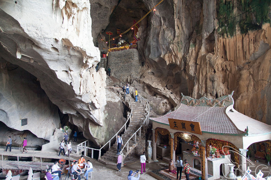 grotte de Thac Ba - Hoa Binh