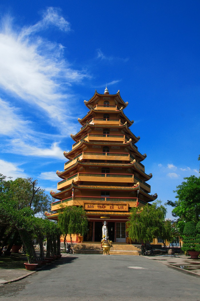guide Ho Chi Minh ville pagode giac lam
