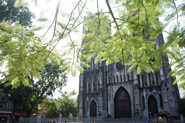 Hanoi Vietnam quartier francais cathedrale
