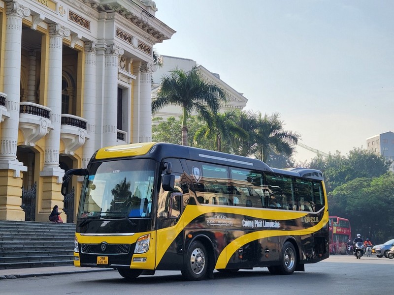 bus collectif de jonque  Hanoi - Halong