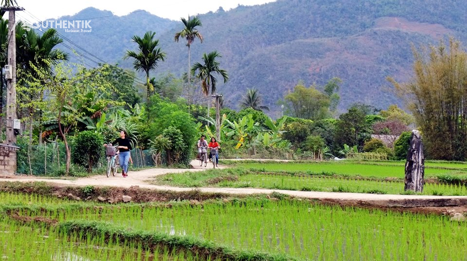 Balade à velo au village de Buoc à Mai Chau - Hoa Binh