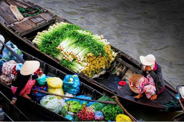 visiter marche flottant mekong