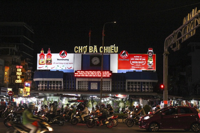 marche nocturne Ho Chi Minh ville ba chieu