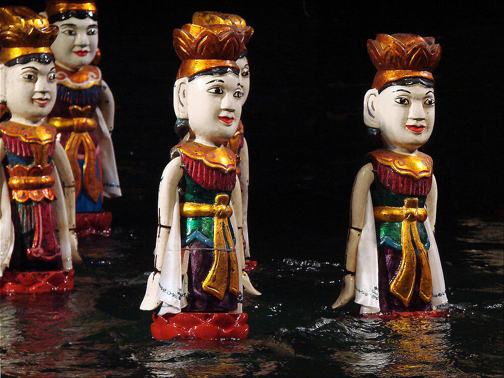 Spectacle des marionnettes flottantes @Dekart