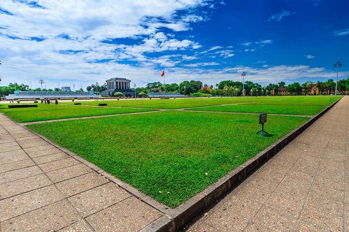 mausolee Ho Chi Minh place Ba Dinh