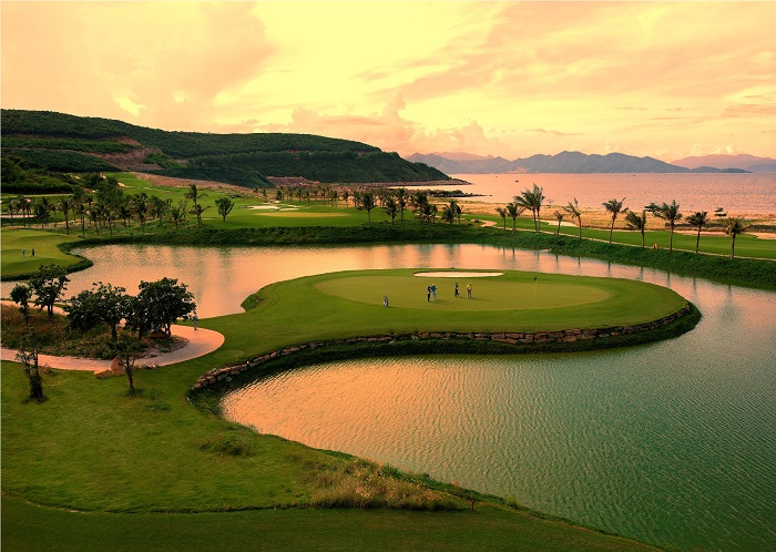 meilleur terrain golf vietnam vinpearl nha trang,  parcours golf Vietnam