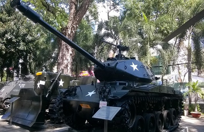 musée de la guerre saigon tank