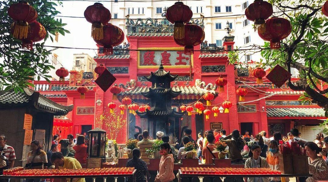 Visite de la pagode de l'Empereur de Jade - Ho Chi MInh avec 10 euros