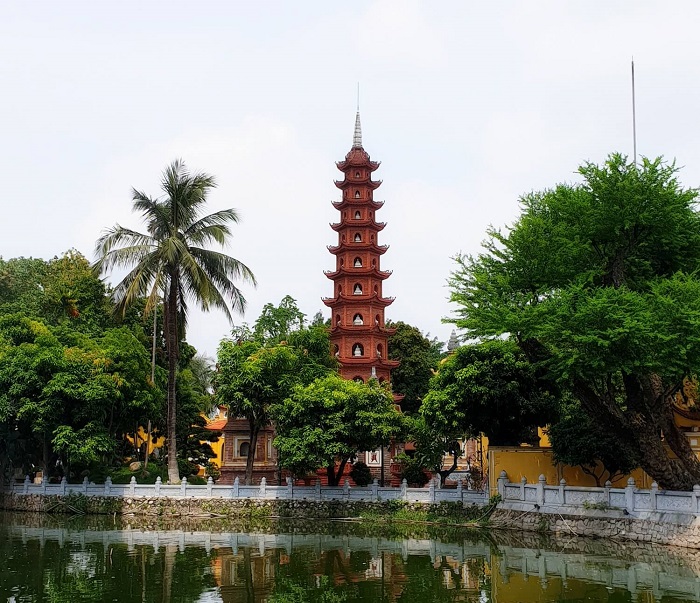 Pagode Tran Quoc Hanoi lac
