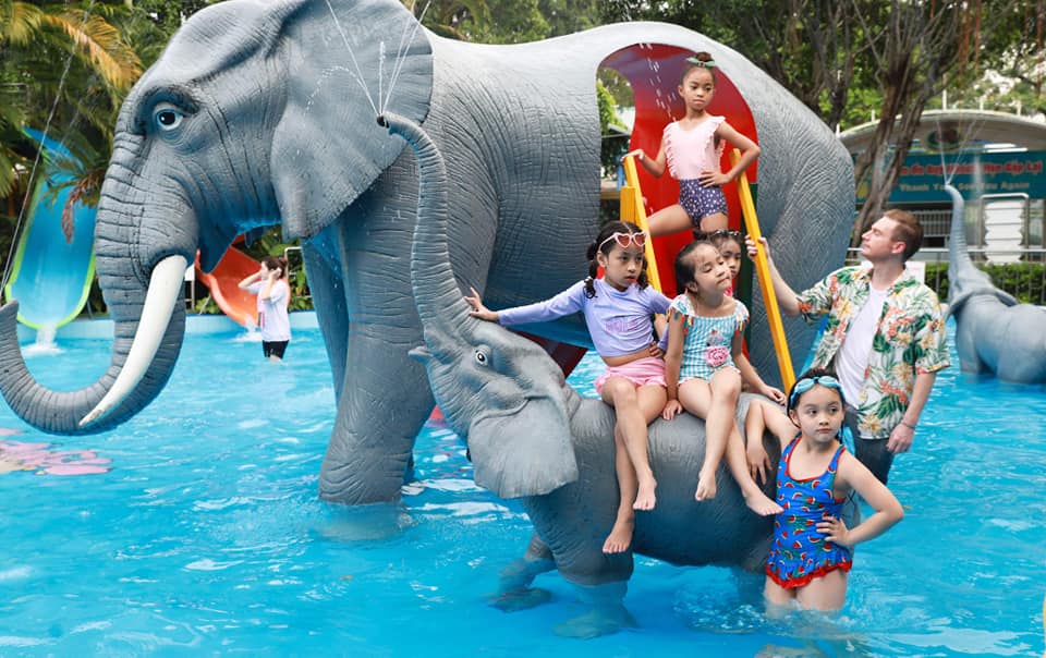 Parc d'attractions Đầm Sen