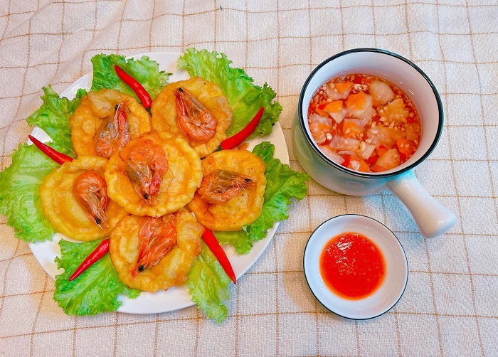 plat cuisine rue Hanoi banh tom