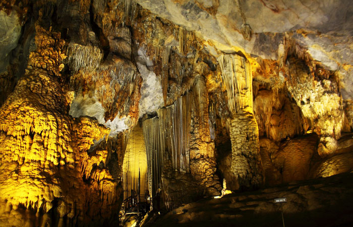 que faire a ninh binh en 1 jour visite grotte
