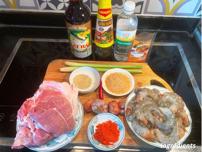  Recette du porc sauté avec des crevettes à la citronnelle et sauce aigre-sucrée-salée-pimentée