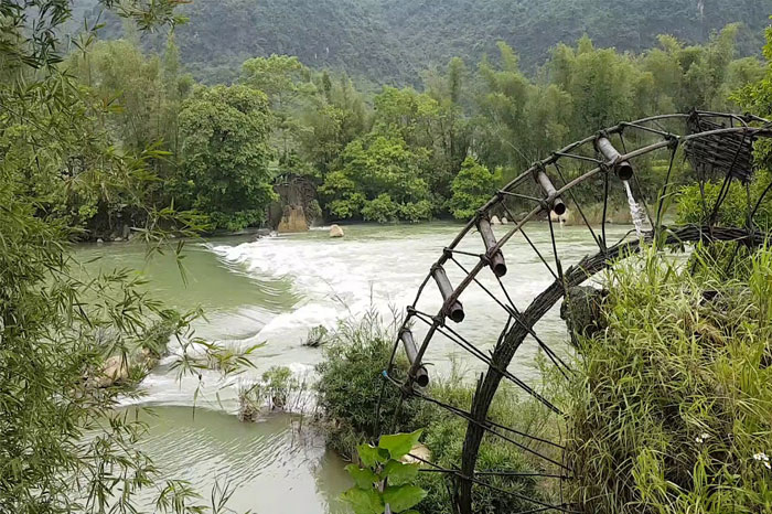 roue à eau Cao Bang bambou