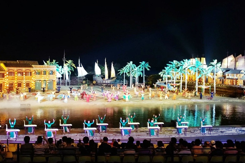 Lee spectacle « Hoi An Memories 