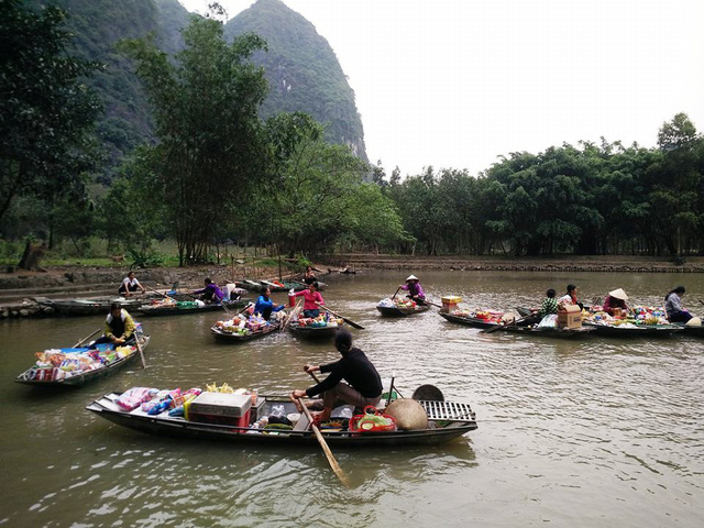 tam coc ninh binh, marché flottant de Tam Coc, Ninh Binh, baie d'Halong terrestre